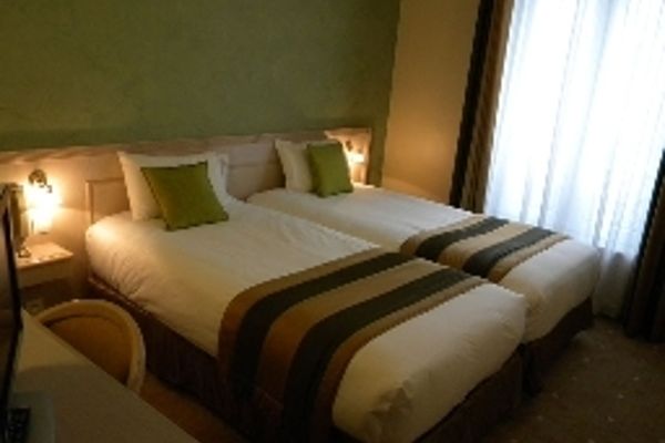 Hotel Champerret Elysées (Paris)
